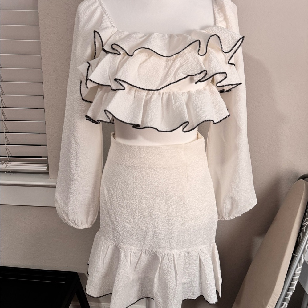 Elegant White Ruffle Set - Picture 2 of 6